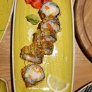 Lwów, restauracja Green Garden. Sushi w tempurze. 2019
